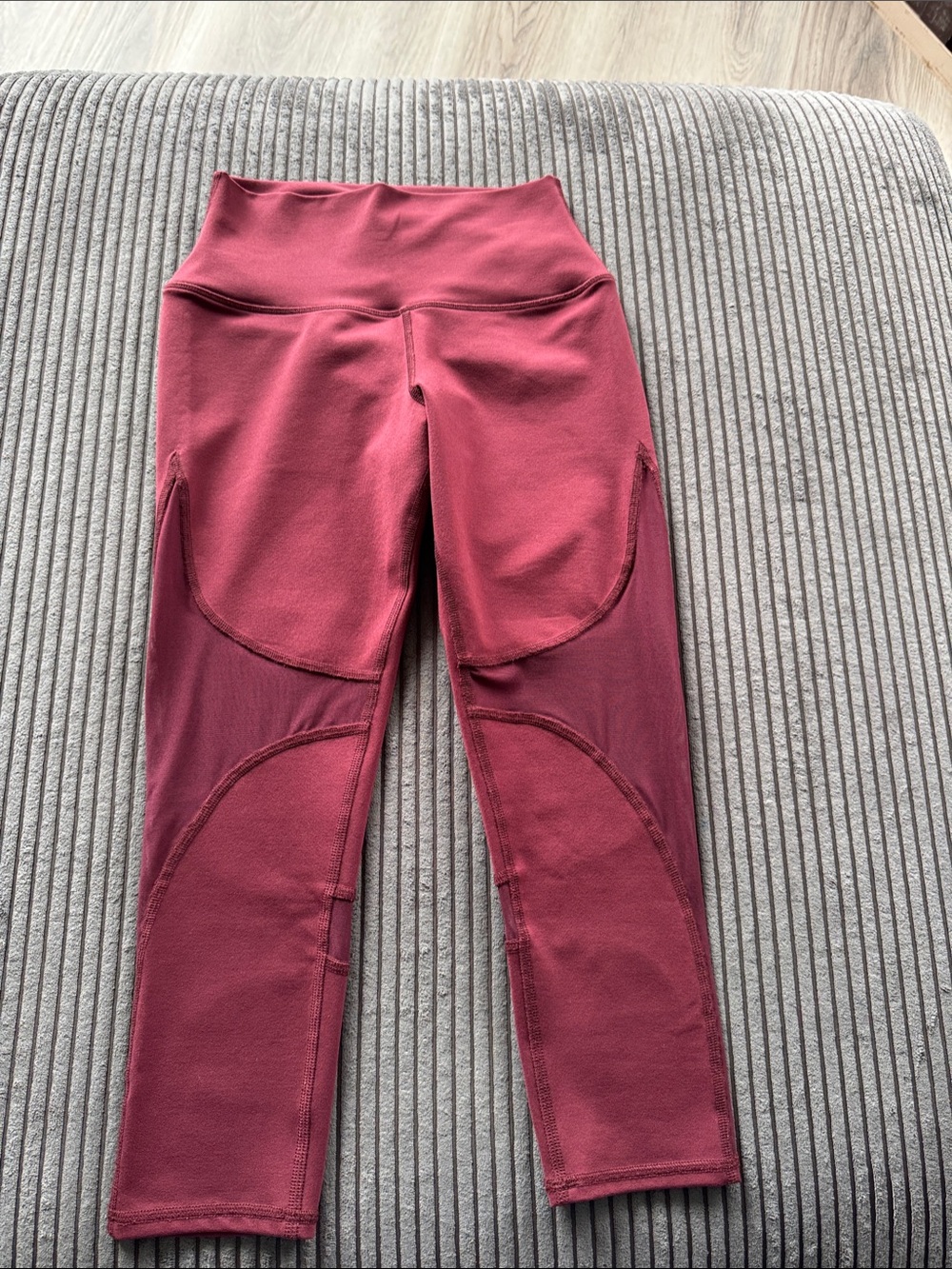 ALO Yoga Burgundy High-Waist Pocket Leggings